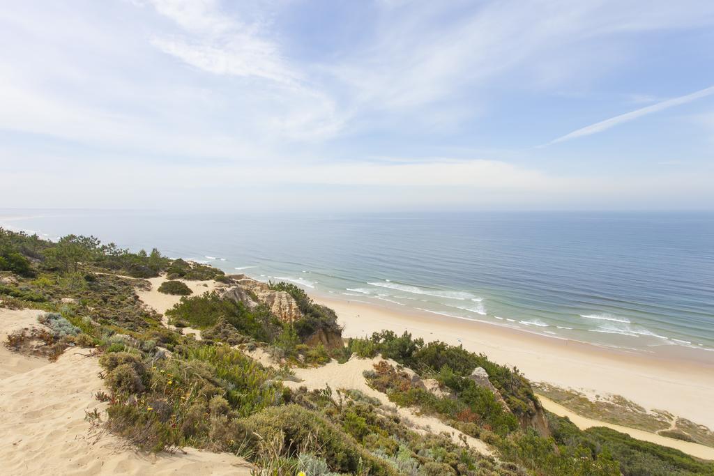 Lisbon Waves Surf Lodge Almada Zewnętrze zdjęcie